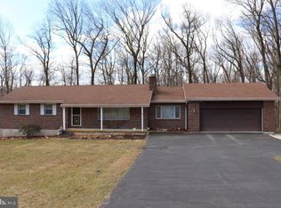 32 Williams Rd, Fleetwood, PA 19522