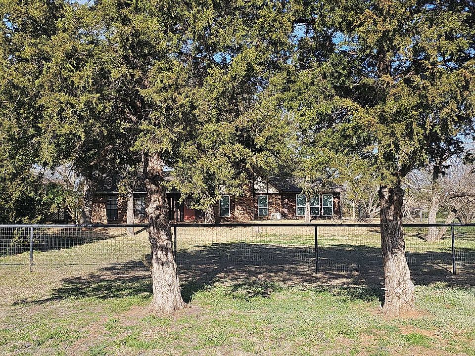 1st image of 457 Shady Oak Dr