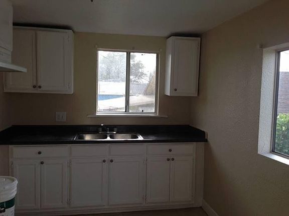 2nd image of 636 S Bonnie Beach Pl