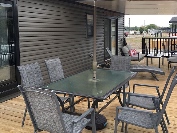 3rd image of 490 Empire Rd #Qmd115