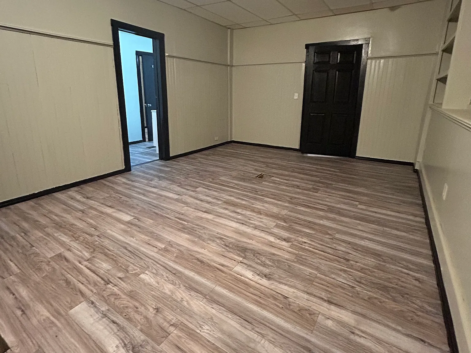 2 bed, $1,050 — Photo 3