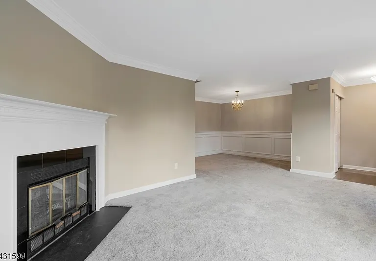 24 Spring Valley Blvd — Photo 7