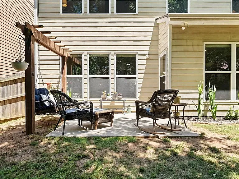 5825 Weddington Dr — Photo 31