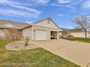 912 Randy Ln #6, Saint Johns, MI 48879