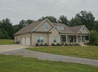 1325 Gratton Rd, Clarksville, TN 37043