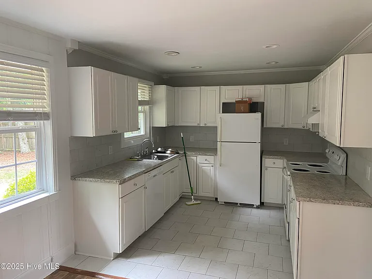 5308 Wrightsville Ave — Photo 2