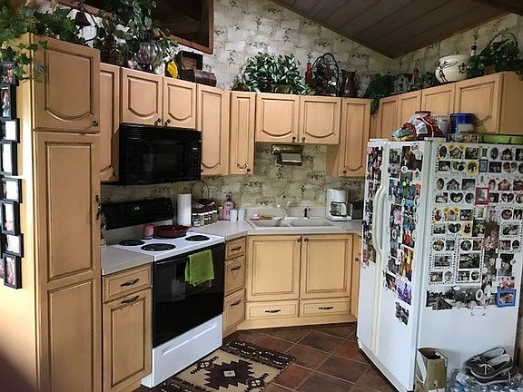 3rd image of 504 Mid Summer Dr #14
