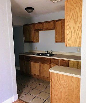 5th image of 207 Morningview Dr