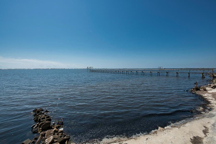 1st image of 1727 Villa Vizcaya Dr