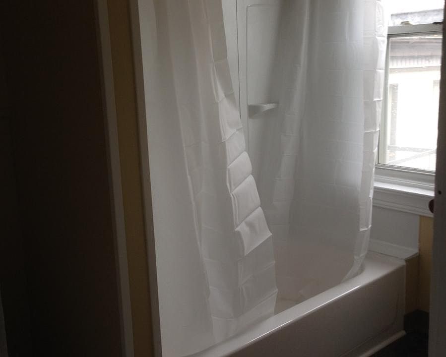 1st image of 121 Hertel Ave APT 3