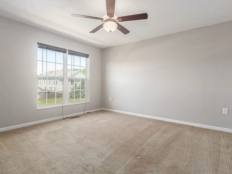 6342 Downwing Ln — Photo 28