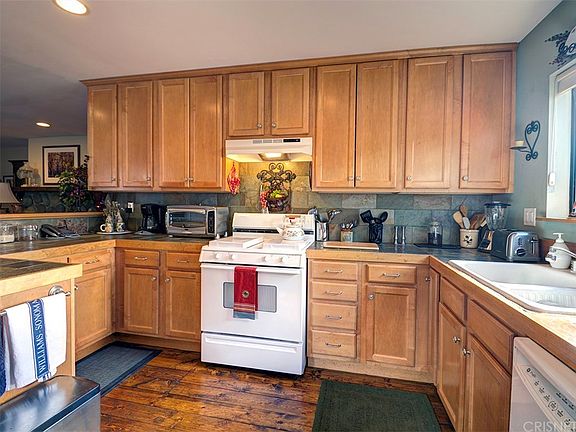 5th image of 2808 Everest Way