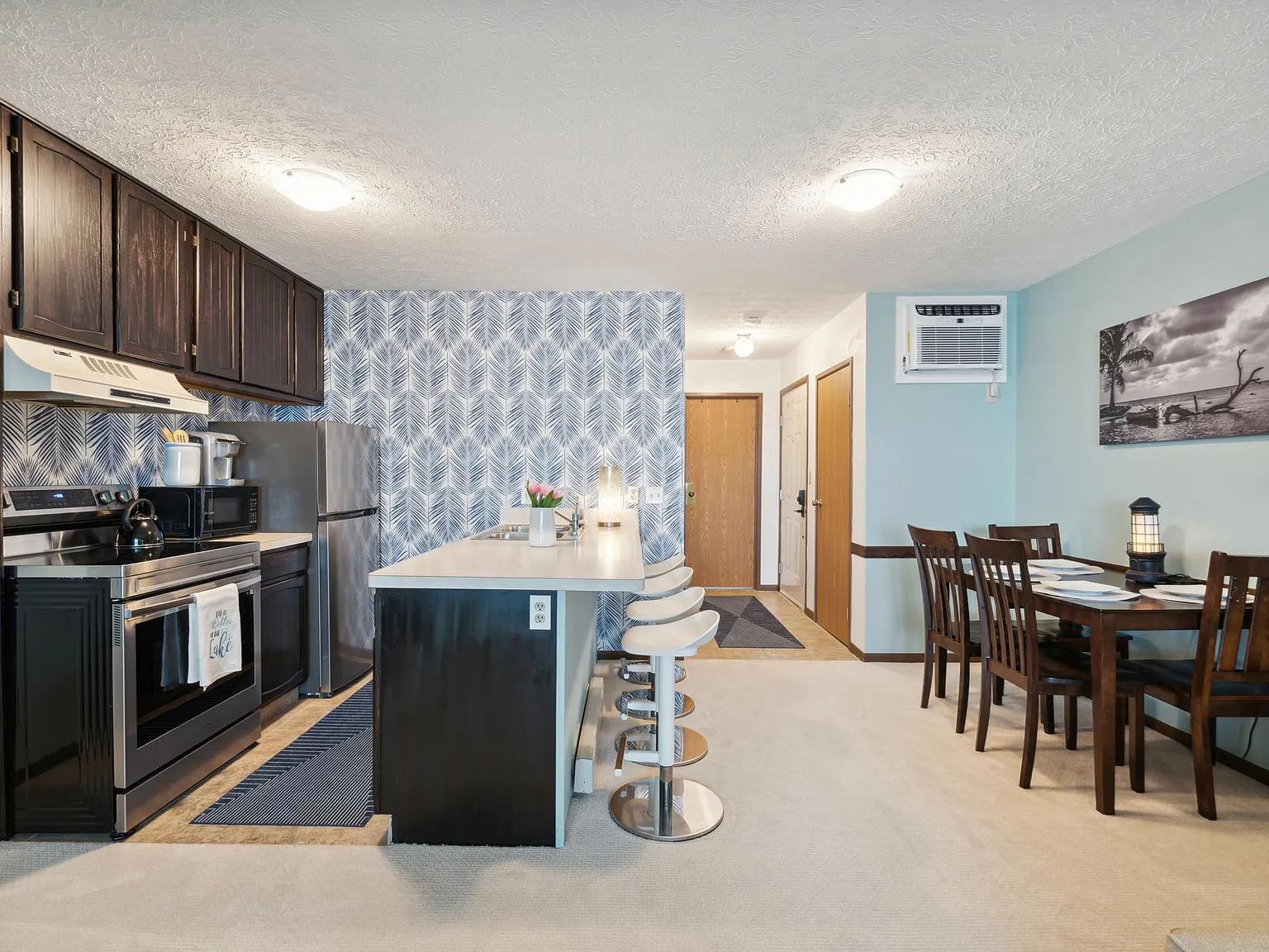 234 W Lakeshore Dr — Photo 4