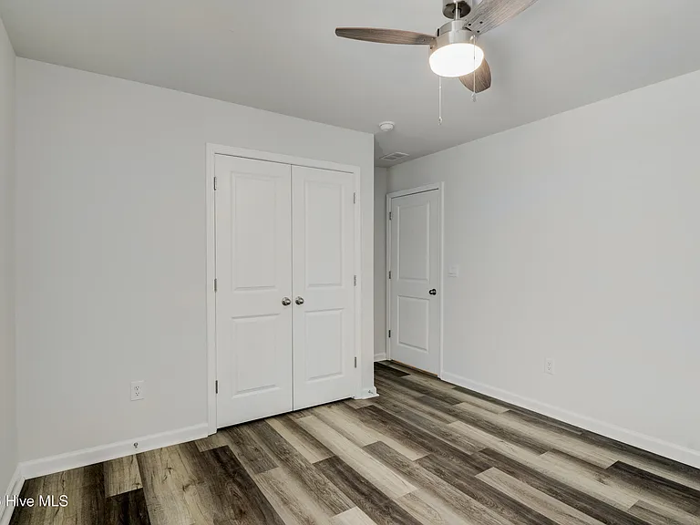 375 Logan St — Photo 21