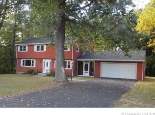7 Bear Ridge Dr, Bloomfield, CT 06002