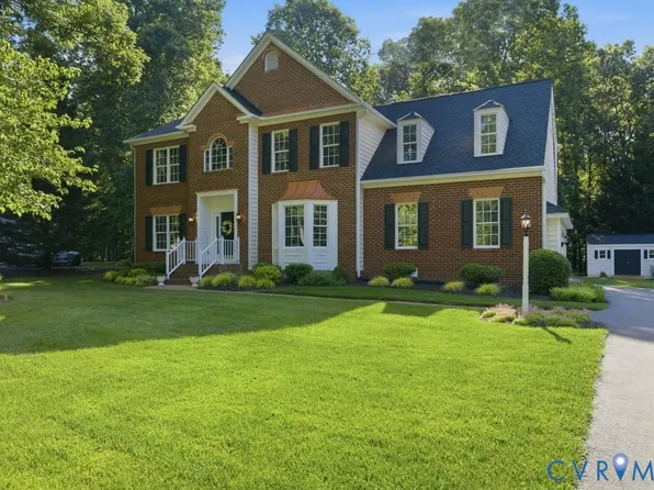 5819 Fox Club Ln, Midlothian, VA 23112