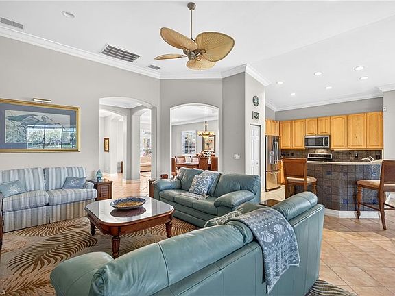 2nd image of 21863 Masters CIR