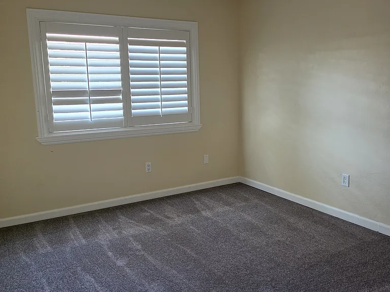 2361 Valley View Pl — Photo 21