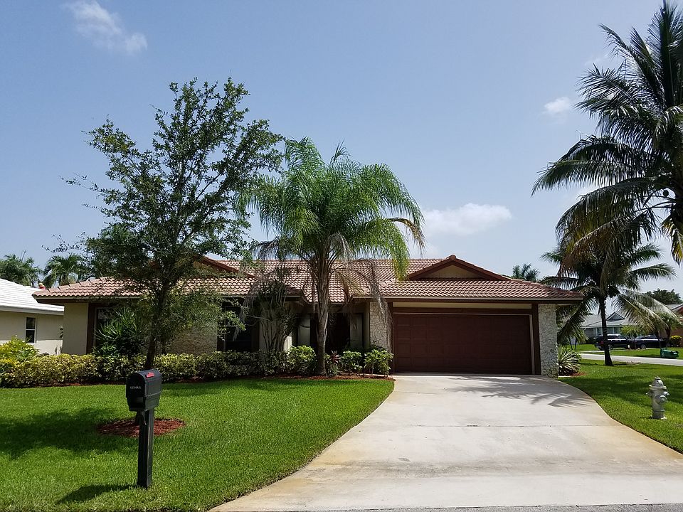 1st image of 7208 NW 43rd St