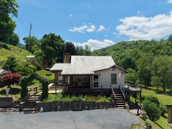 45 Staton Burleson Ln, Newland, NC 28657