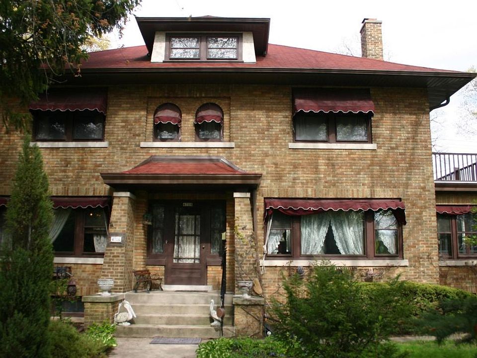 1st image of 4708 N Oakland Ave