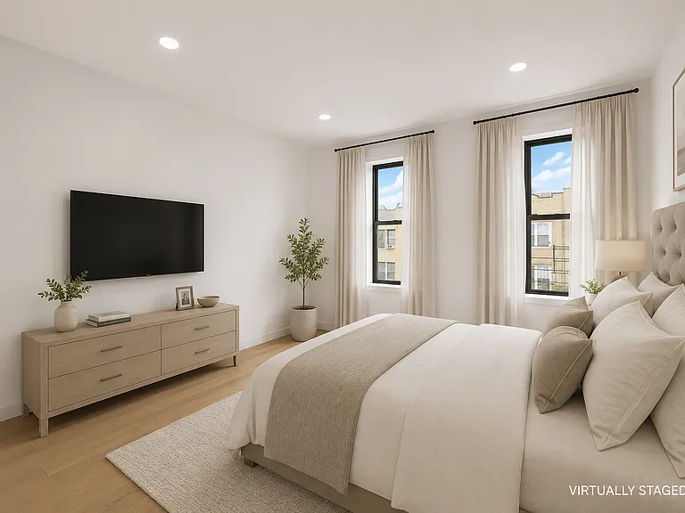 1130 President St #3 — Photo 5