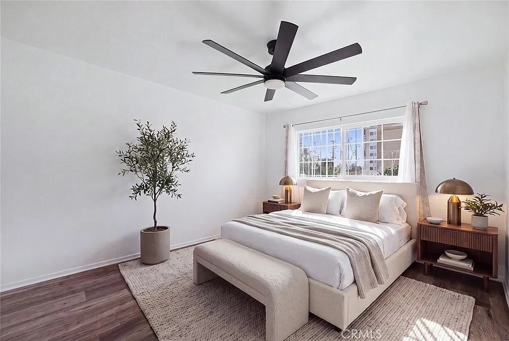 1 bed, 500 sqft, $1,800 — Photo 3