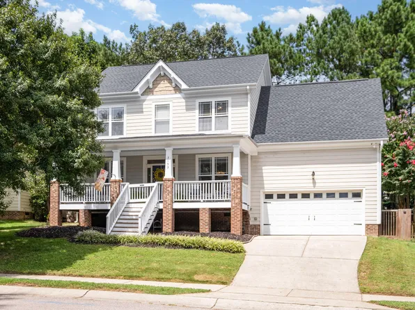 3153 Suncrest Village Ln, Raleigh, NC 27616