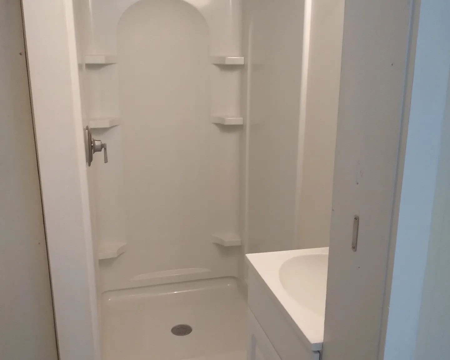 1 bed, 550 sqft, $650 — Photo 3