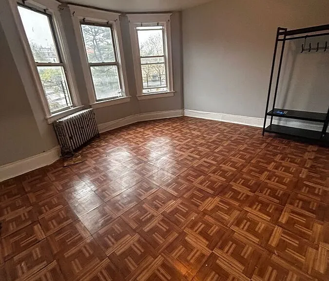 29 Ravine Ave — Photo 1
