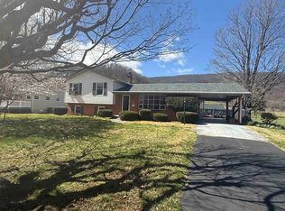 3010 Valley Ridge Rd, Covington, VA 24426