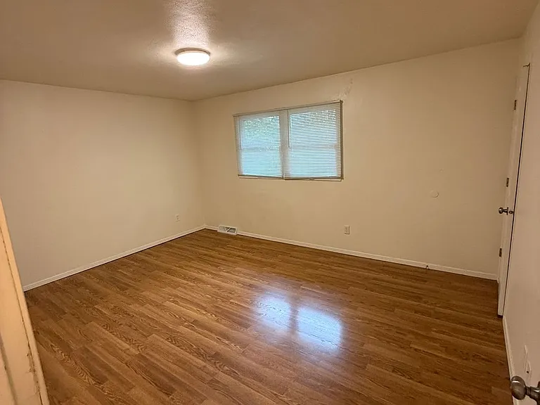 Prairie Grove Townhomes — Photo 16