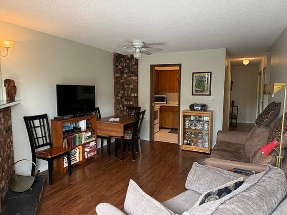 2nd image of 5155 Imperial St #103