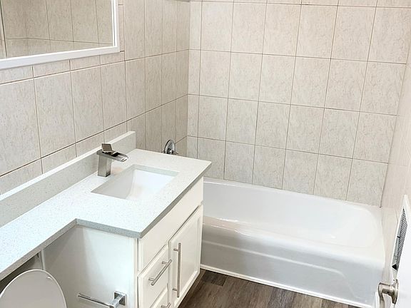 5th image of 7432 Washington St APT 306