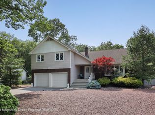 115 Mello Ln, Toms River, NJ 08753