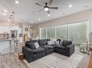 276 E Shamrock Dr, Chandler, AZ 85286