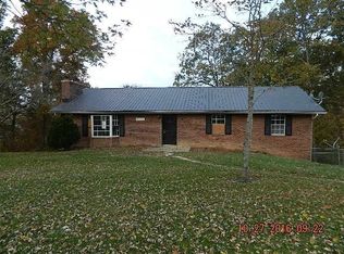 8023 Hall Rdg, Ashland, KY 41102