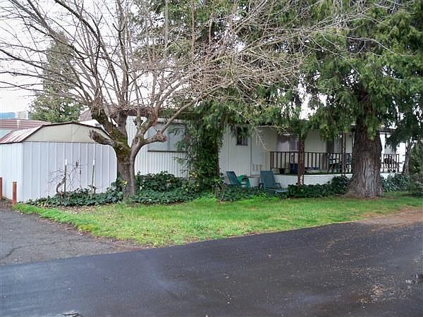 2nd image of 2501 Old River Rd Spc 6