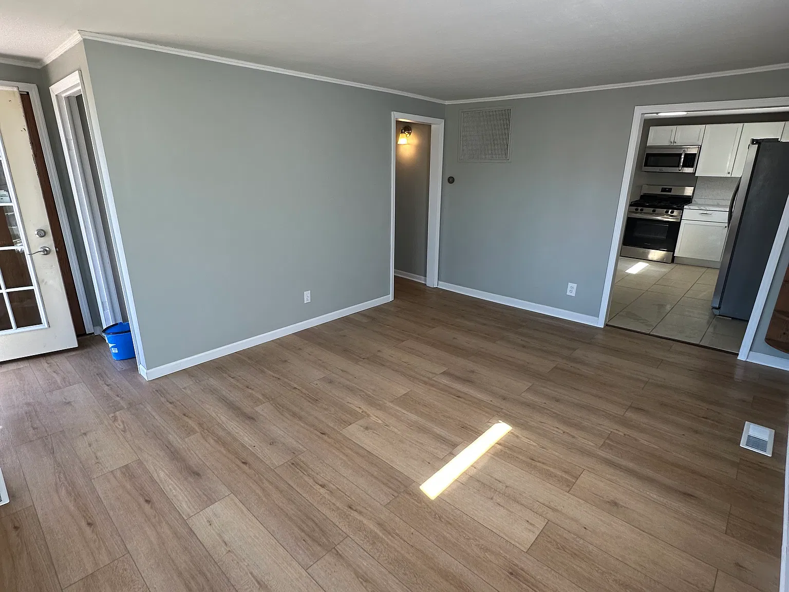 3 bed, 1260 sqft, $1,650 — Photo 3