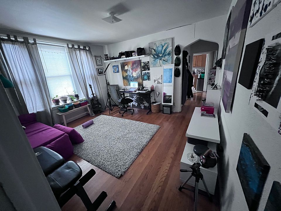 1st image of 1958 N Humboldt Blvd APT 24
