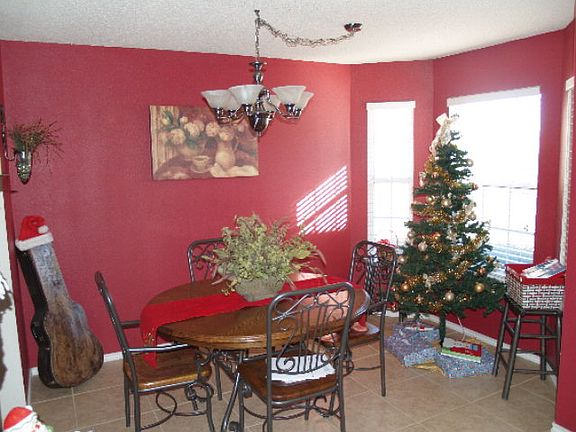 3rd image of 8108 Temple Ave