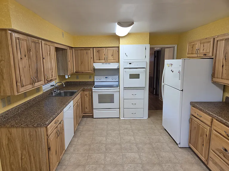 4466 US Highway 62 — Photo 17