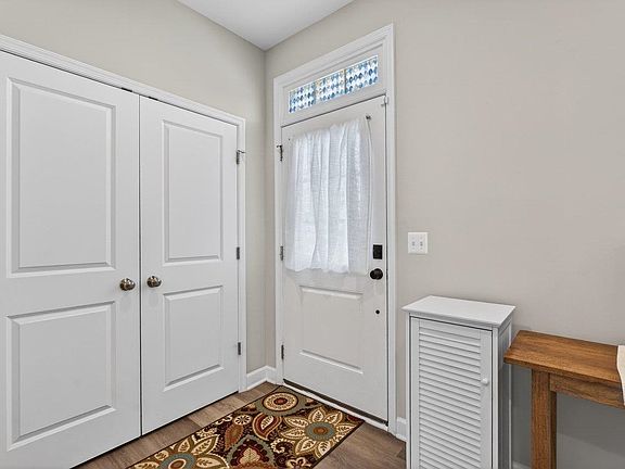 4th image of 3390 Charleston Blvd