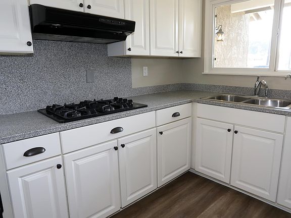 4th image of 2645 West Broadway