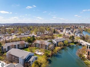 545 Riverine Dr APT 205, Traverse City, MI 49684