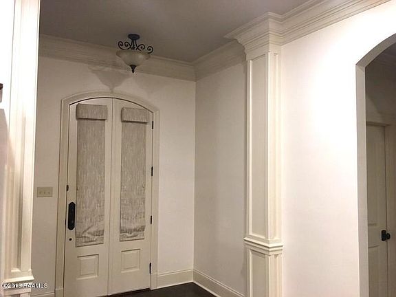 3rd image of 311 La Villa Cir