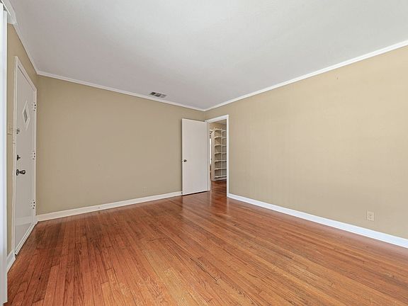 5th image of 314 Barbara Dr