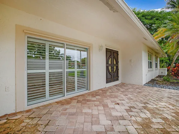 22761 Vistawood Way, Boca Raton, FL 33428