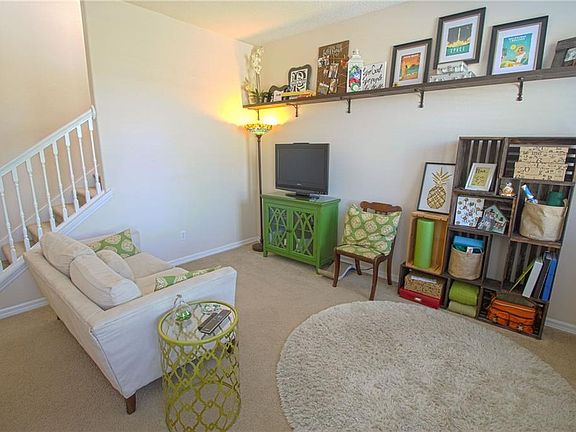 4th image of 2225 Long Derby Way