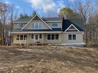 3 Labrador Ln, Hampton, NH 03842